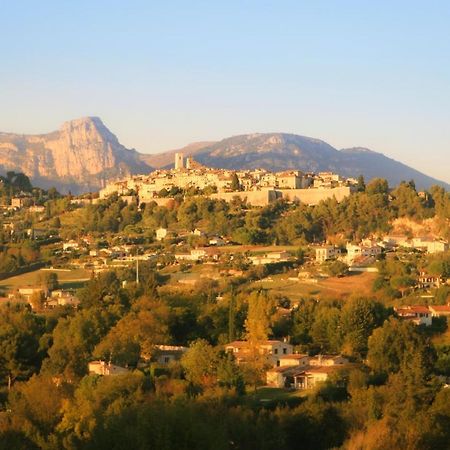 Hotel Marc-Hely La Colle-sur-Loup Exterior photo