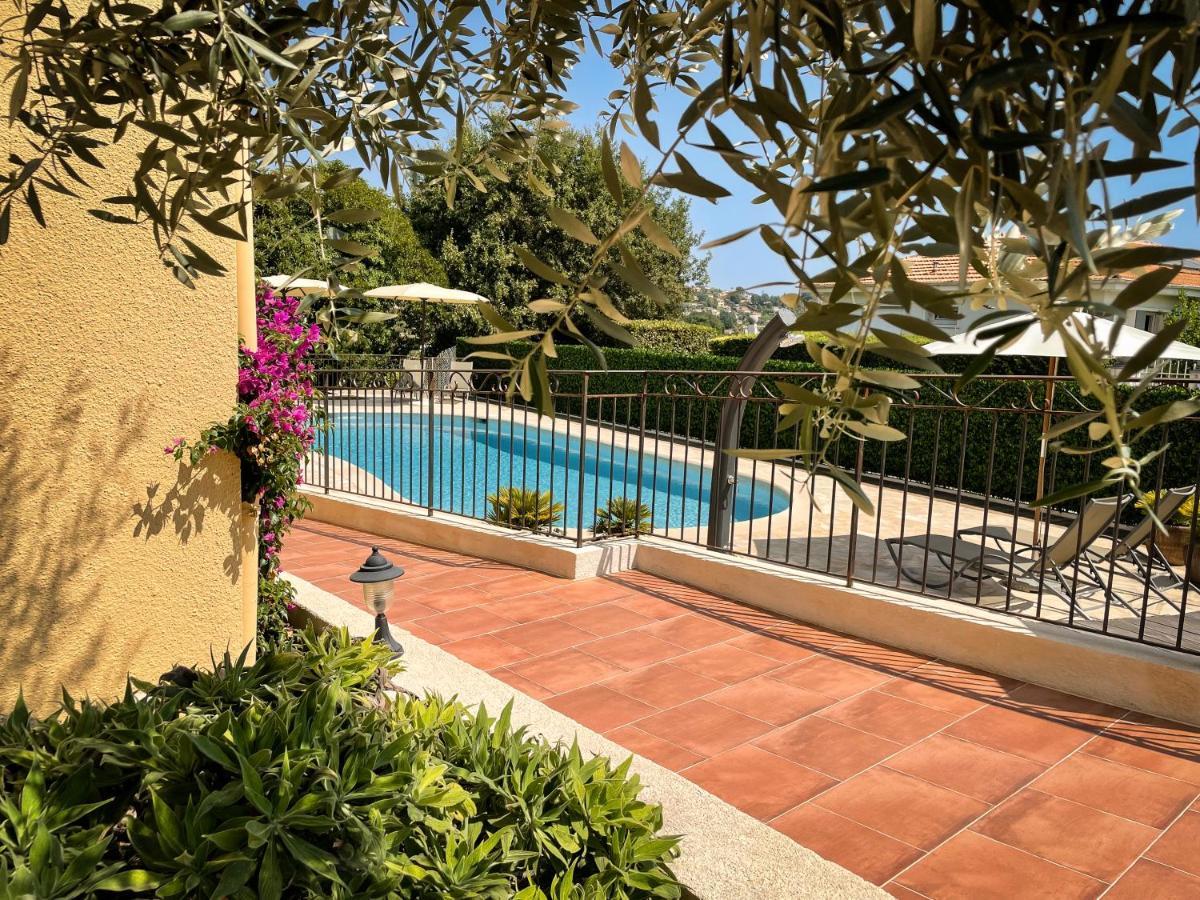 Hotel Marc-Hely La Colle-sur-Loup Exterior photo