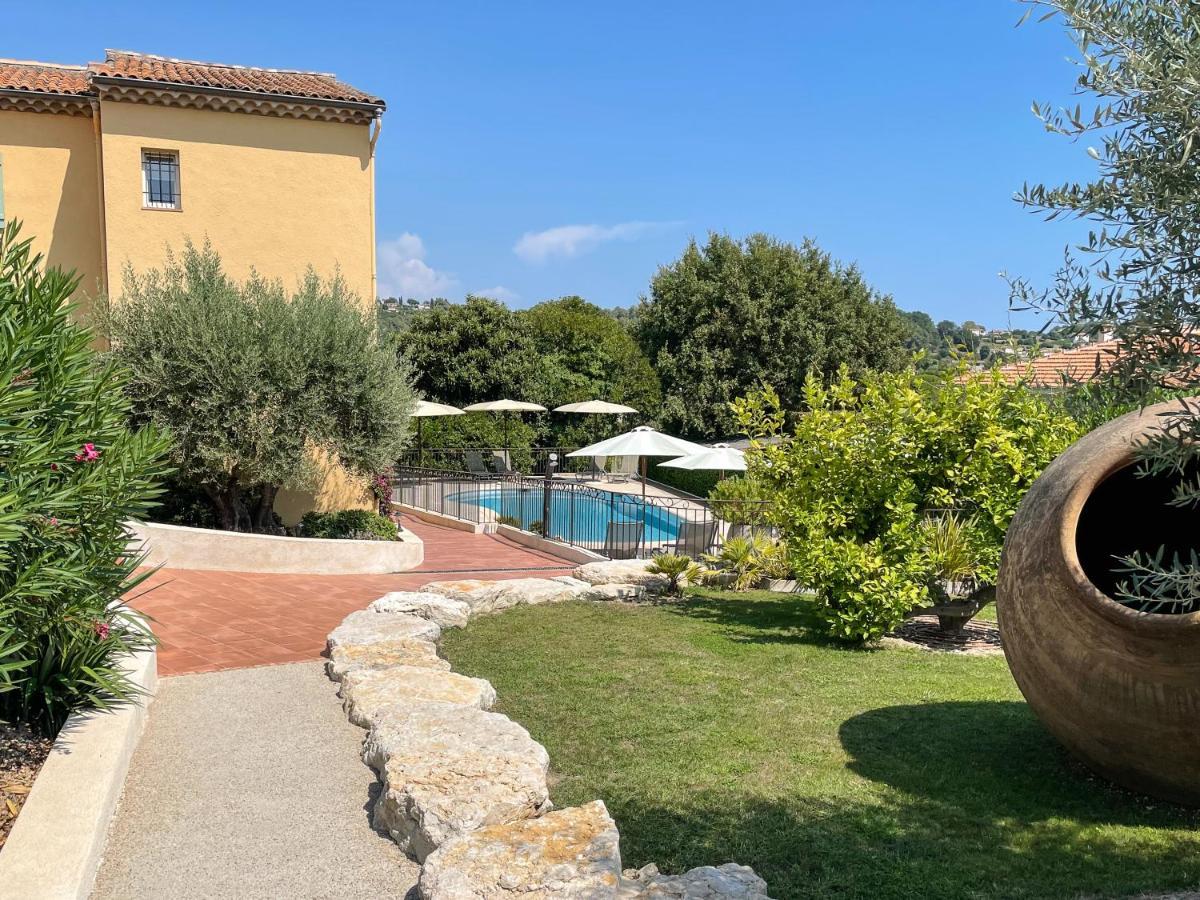 Hotel Marc-Hely La Colle-sur-Loup Exterior photo